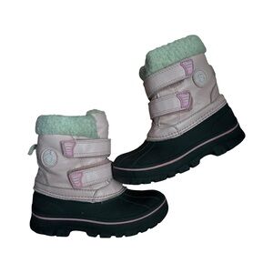 Girls winter boots - size 10